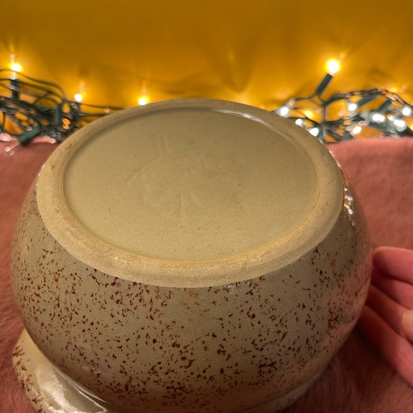 Vintage Manmouth USA POTTERY stoneware crock or soup tureen marked - Picture 7 of 8